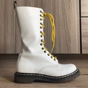 Dr. Marten’s White 14 Hole Steel Toe Leather Boot Size 7.5 UK 5 EU 38 US 7